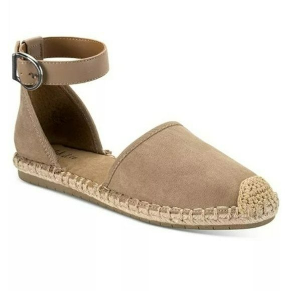 Style & Co. Shoes - Style & Co Paminna Flat Sandals Light Taupe Micro -8